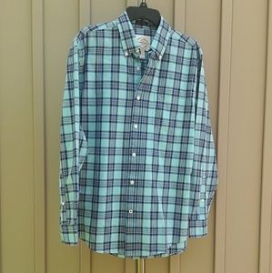 St. John's Bay Classic Fit Plaid Button Shirt sz M